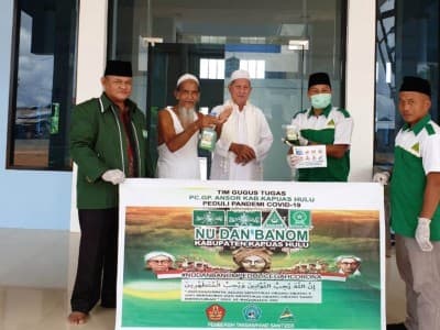 NU Kapuas Hulu Kalbar Turun Gunung Peduli Wabah Corona