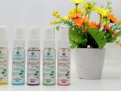  Unisnu Jepara Produksi Gel Pembersih Tangan untuk Mahasiswa dan Masyarakat