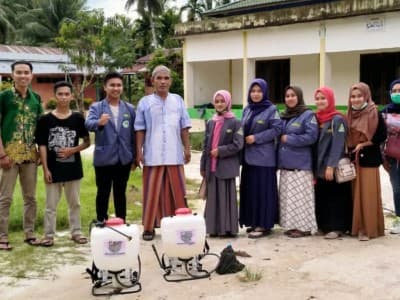 IPNU-IPPNU Mempawah Kalbar Lakukan Penyemprotan di Kawasan Terpencil