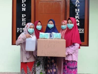 Unusa Salurkan Ribuan Masker dan Cairan Pembersih Tangan ke Pesantren