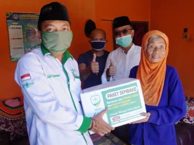 Ratusan Paket Sembako LAZISNU Jatim Menyapa Warga Kota Batu
