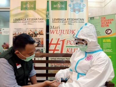 Lembaga Kesehatan Lakukan 'Rapid Test' Covid-19 kepada Pengurus dan Karyawan PBNU