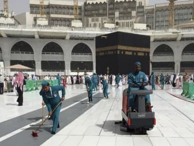 Tangkal Corona, Saudi Larang Shalat Tarawih di Masjid 