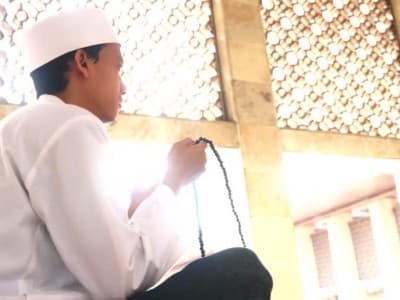 Hukum Shalat Jumat Online atau Live Streaming via Media Sosial
