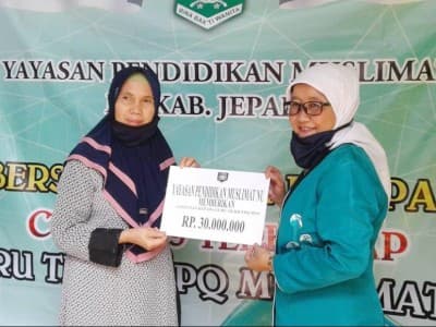 Pandemi Covid-19, Muslimat NU Jepara Salurkan Dana Puluhan Juta untuk Guru TK