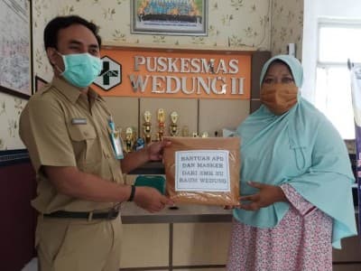 Guru NU di SMK Raum Demak Sumbangkan APD Produksi Sekolah
