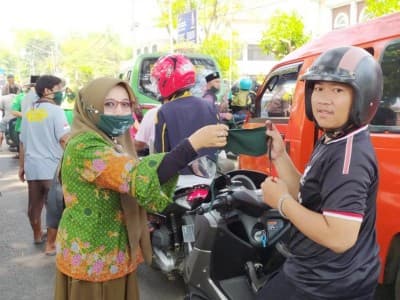 Cegah Covid-19, NU Subang Imbau Pemilik Toko dan Warung Pasang Westafet  