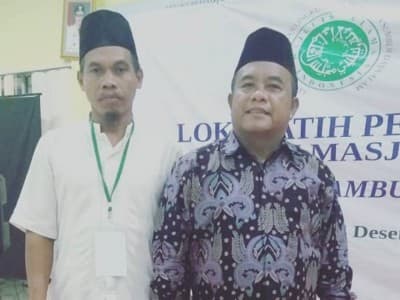 Suka Duka Ustadz Mustangin Berdakwah di Perdesaan Gambut