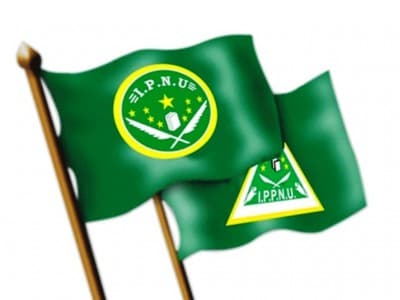 Sebotol Beras dan Mi Instan, IPNU-IPPNU di Sumenep Bantu Pangan Warga