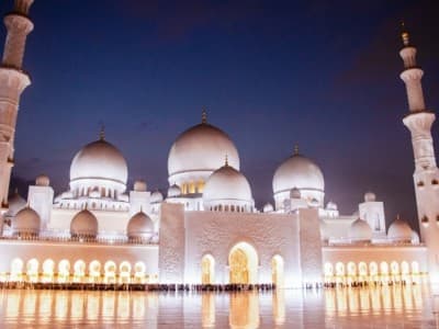 Perlu Solusi Basmi Corona tanpa Membuat Masjid Merana