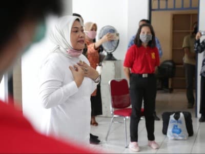 Agama dan Solidaritas Sosial