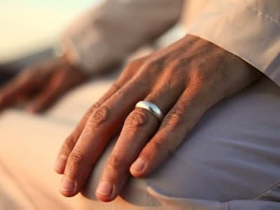 Tips Shalat Khusyuk ala Syekh As-Syadzili