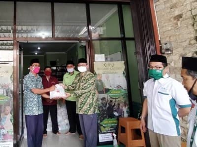 NU Banyumas Bakti Sosial Santuni Guru Swasta dan Madrasah Terdampak Covid-19