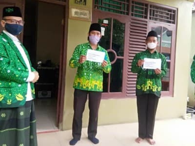 2 Ton Beras Disalurkan Pergunu Jateng untuk Guru Terdampak Covid-19