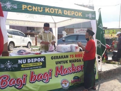NU Depok Bagikan 75 Ribu Masker kepada Pelaku UMKM