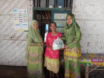 Warga Terdampak Covid-19: Muslimat NU Jember Selalu Hadir
