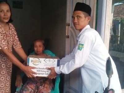 UPZISNU Jombang Bantu Ratusan Warga Terdampak Corona dari Koin Kemandirian 