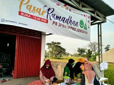 Pasar Ramadhan, Cara Pelajar NU di Jombang Tambah Kas Organisasi