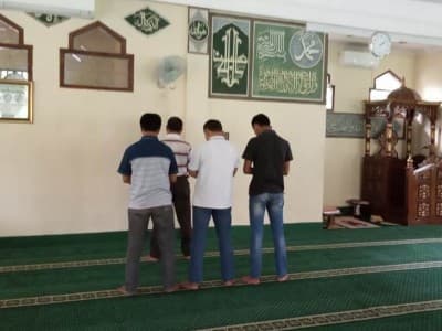 Susunan Bacaan Surat Al-Quran pada Shalat Witir