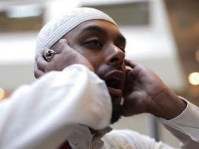 Bacaan Bilal dan Jawaban Jamaah pada Shalat Tarawih dan Witir