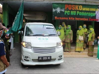 Hari Ini Gagus Covid-19 NU Ponorogo Bagikan Seribu Paket Sembako