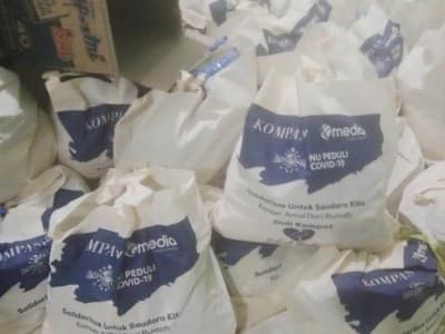 LAZISNU Jateng Salurkan 1.000 Paket Sembako Hasil Konser Amal Didi Kempot 