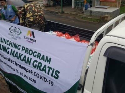 Agar Ratusan Nasi Kotak Tepat Sasaran, NU Care di Lamteng Susuri Pelosok Kampung