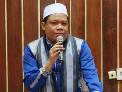 Beda Kritik dan Cacian dalam Berdakwah