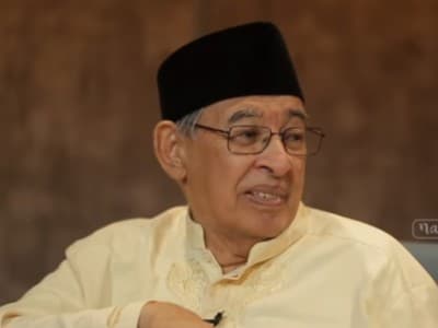 Pentingnya Sikap ‘Diam’ menurut Prof Quraish Shihab
