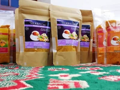 Lawan Corona, Aktivis Muslimat NU di Sumenep Produksi Jamu Tradisional