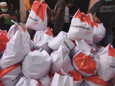 Pemerintah Perlu Evaluasi Kinerja Penyaluran Bansos Penanganan Covid-19