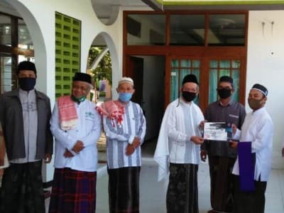 Taati Protokol Kesehatan, Masjid NU di Banyuwangi Terima Sertifikat 