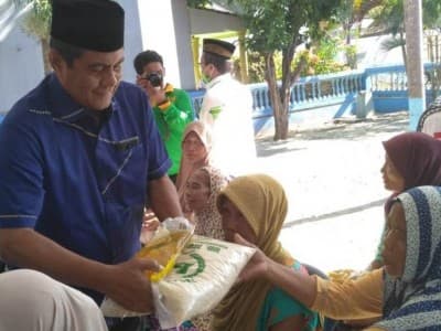 Kolaborasi LAZISNU dan MES Jember Bantu Nelayan dan Masyarakat Pantai