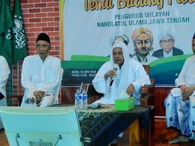 Habib Luthfi Ingatkan Halal Bihalal Harus Dimaksimalkan untuk Sambung Sanad Nahdliyin