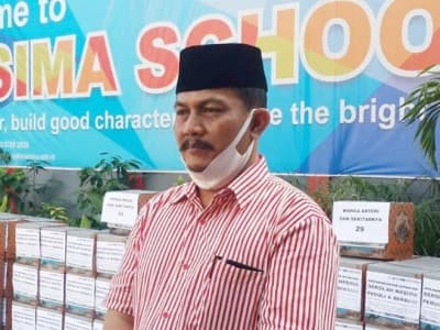 Peduli Terdampak Covid-19, Nasima Semarang Salurkan Bantuan ke Warga Sekitar Sekolah