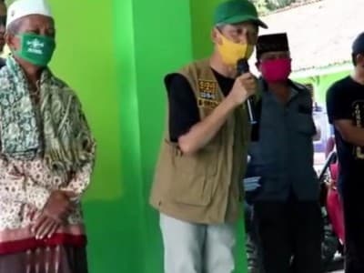 Kunjungi Pesantren, Bupati Pringsewu dan Santri Baca 'Shalawat Corona'