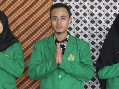 Hebat, Tim Universitas Islam Jember Raih Juara 1 LKTIN