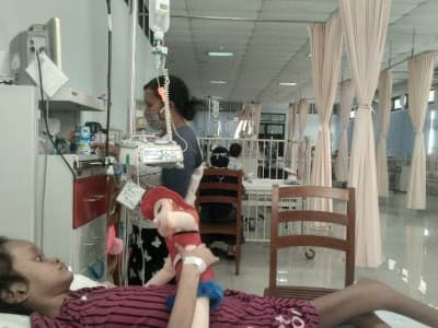 LAZISNU Jatim Beri Kursi Roda kepada Remaja Berkebutuhan Khusus