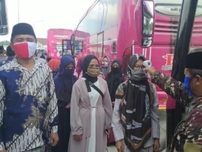 RMINU Lampung Kawal 2.500 Santri Kembali Mondok ke Jawa Timur