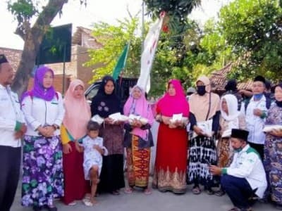 Dluafa di 4 Desa Terima Paket Sembako LAZISNU Mojokerto
