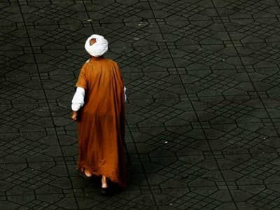 Cara Abu Nawas Memperluas Rumah yang Sempit