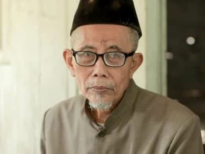 Belajar dari Kesederhanaan dan Perjuangan Mbah Ali Sedan