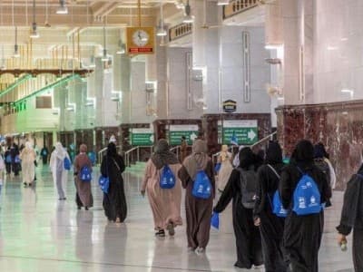 Pertama Kali, Polisi Wanita Bergabung dalam Pasukan Keamanan Haji