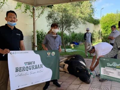 NU Maroko Bagikan Daging Kurban ke WNI dan Warga Sekitar