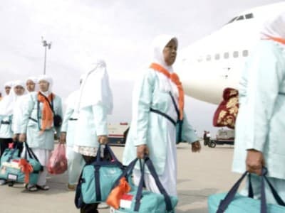 Khutbah Jumat: Oleh-oleh Haji dan Umrah