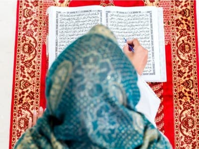 4 Cara Mencintai Al-Qur’an