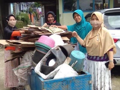 Sukses Sedekah Sampah, Bupati Tegal Minta Muslimat Fatayat NU Terus Berlanjut  