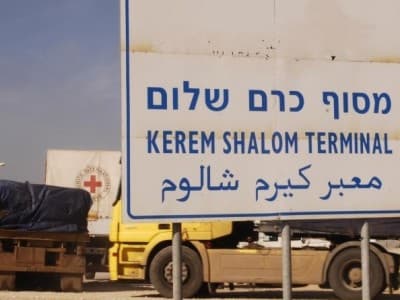 Memanas, Israel Tutup Jalur Gaza dan Buldozer Permukiman di Tepi Barat