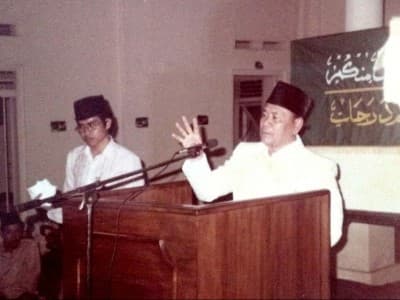 KH Nahrawi Abdussalam, Santri Betawi yang Disegani Ulama Timur Tengah (bagian 1)