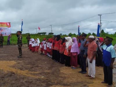 Melihat Pelaksanaan Upacara HUT RI Masyarakat Suku Kokoda di Papua Barat
